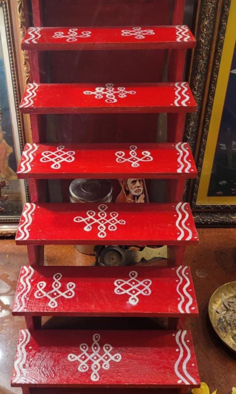 Golu padi stairs