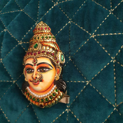 Lakshmi / Vishnu face