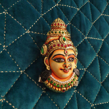 Lakshmi / Vishnu face