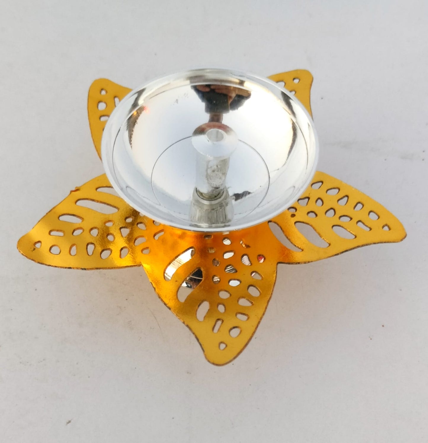 German silver with gold plated star shape jali dipak