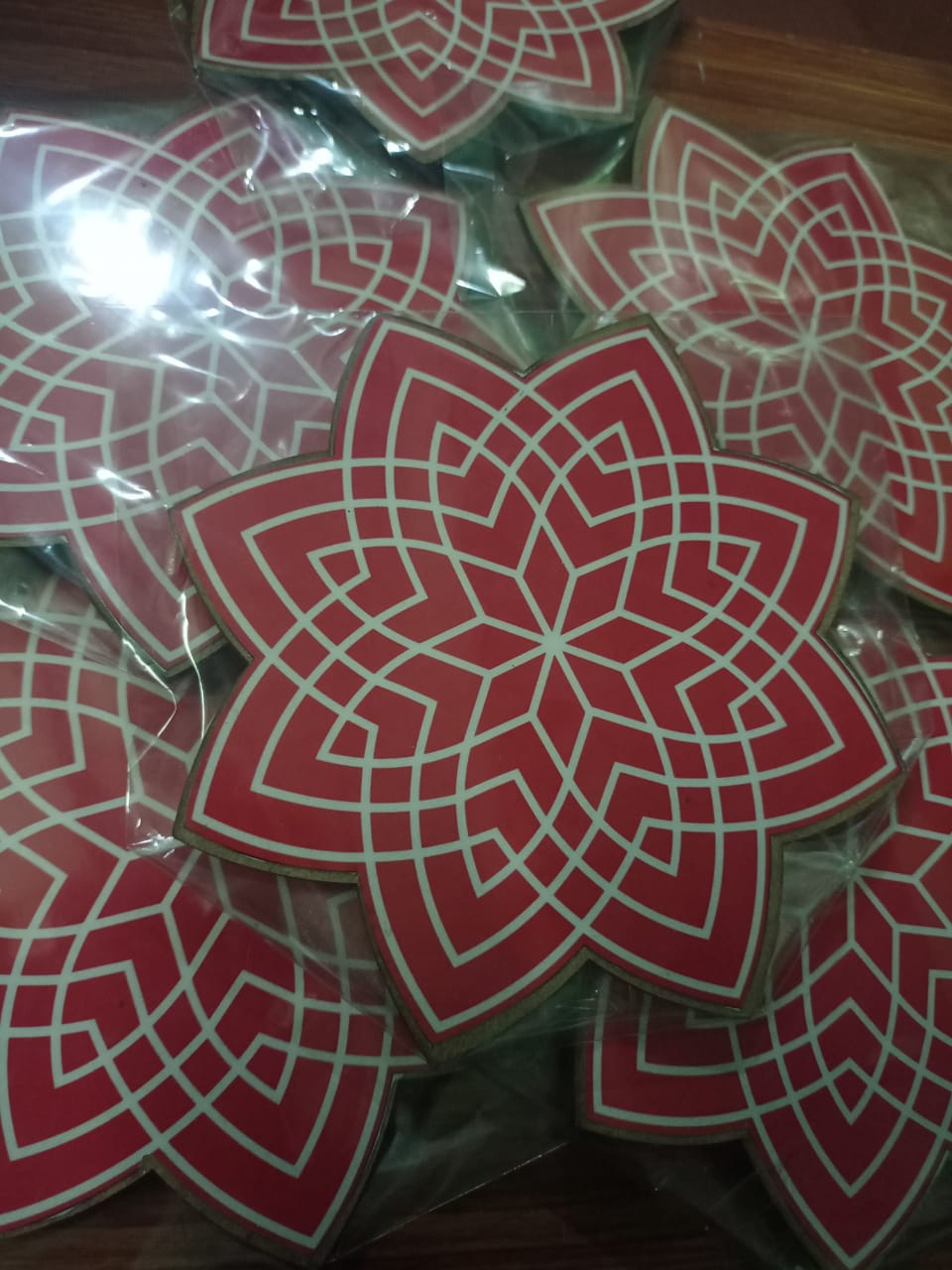 Kolam Laminated Manai