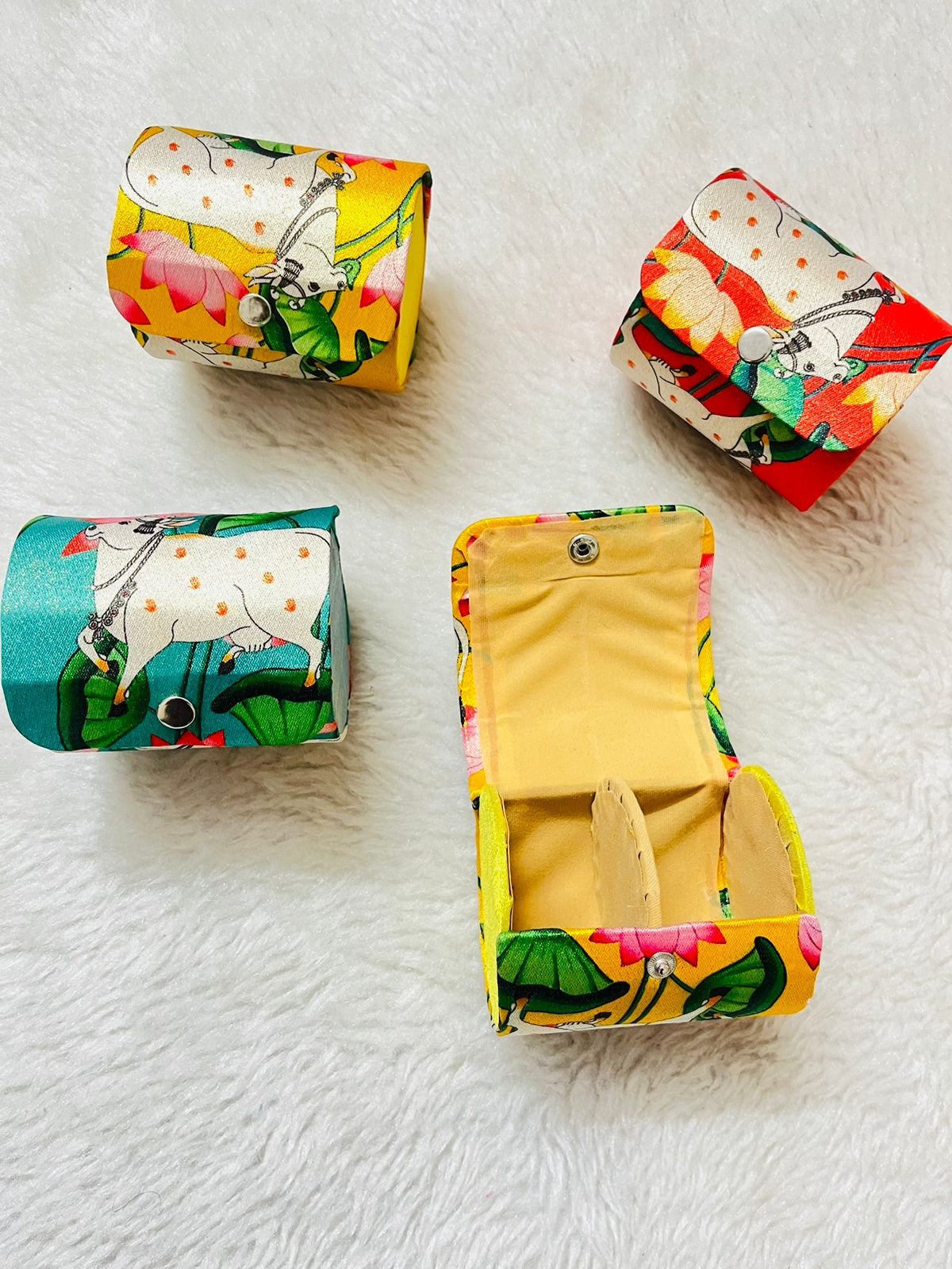 Pichwai bangle boxes