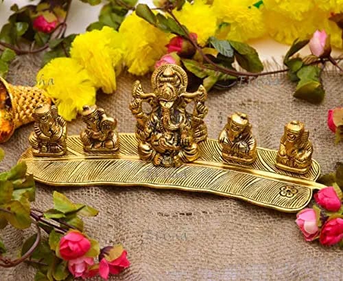 Set Of 5 Ganesha On leaf