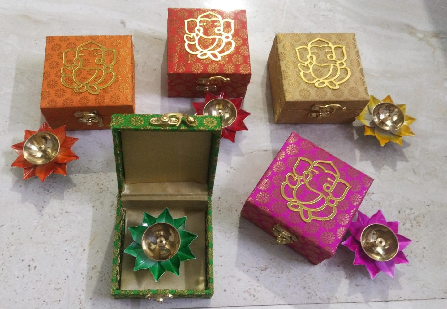 Combo set of Diya and box