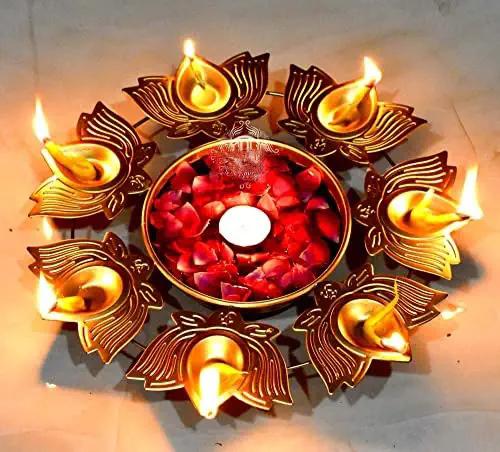 Lotus shaped Uruli Diya